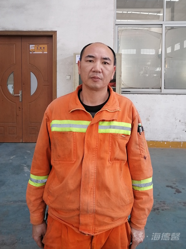 泰豪·拉斯维加斯3499官网车匠.jpg 泰豪·拉斯维加斯3499官网车匠.jpg