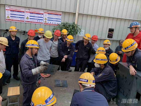 泰豪·拉斯维加斯3499官网工艺培训-经验互换.jpg