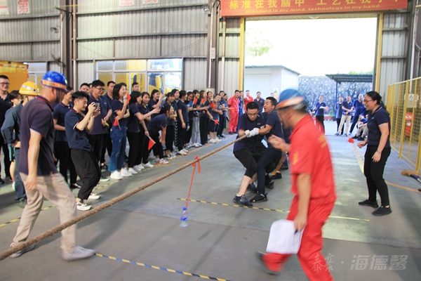 泰豪·拉斯维加斯3499官网2021年“聚力杯”拔河角逐02_副本.jpg